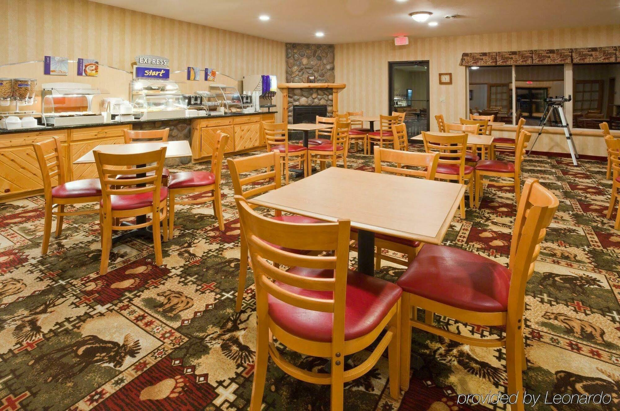 Holiday Inn Express Munising-Lakeview, An Ihg Hotel Restaurante foto